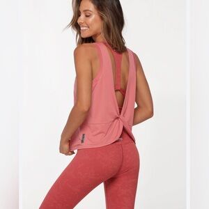 NWOT Lorna Jane Zen Twist Back Active Tank